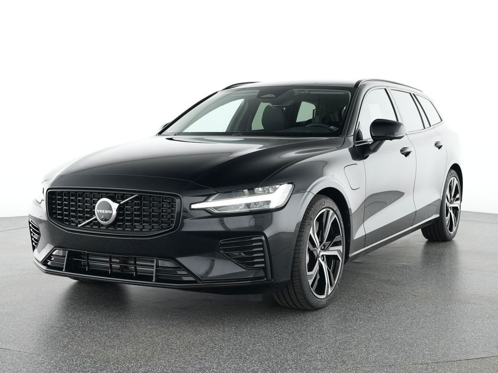 Volvo V60 2025