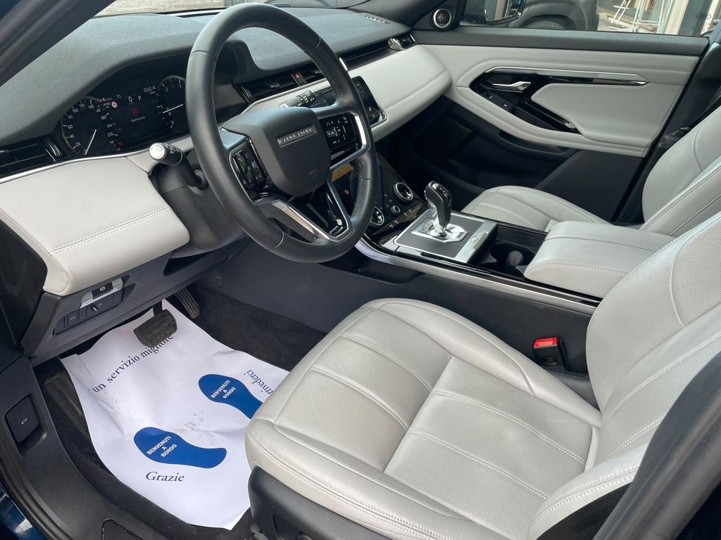 Land Rover Range Rover Evoque 2022