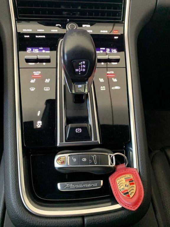 Porsche Panamera 2018