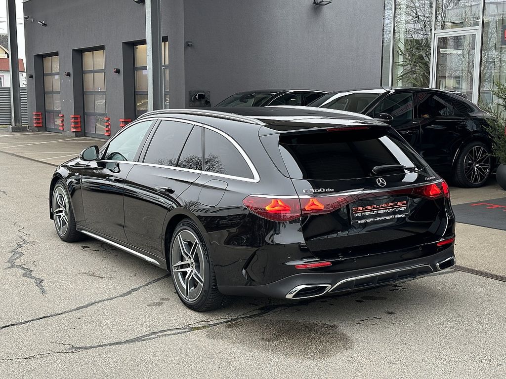 Mercedes-Benz E 300 2025