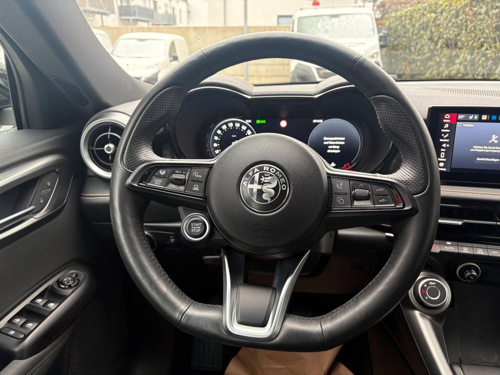 Alfa Romeo Tonale 2023