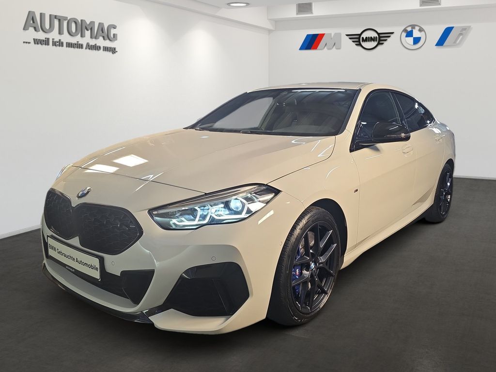 BMW M235 2022