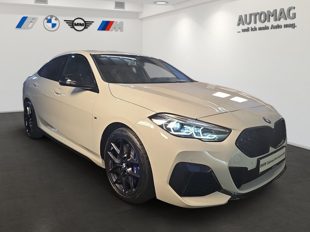 BMW M235 2022
