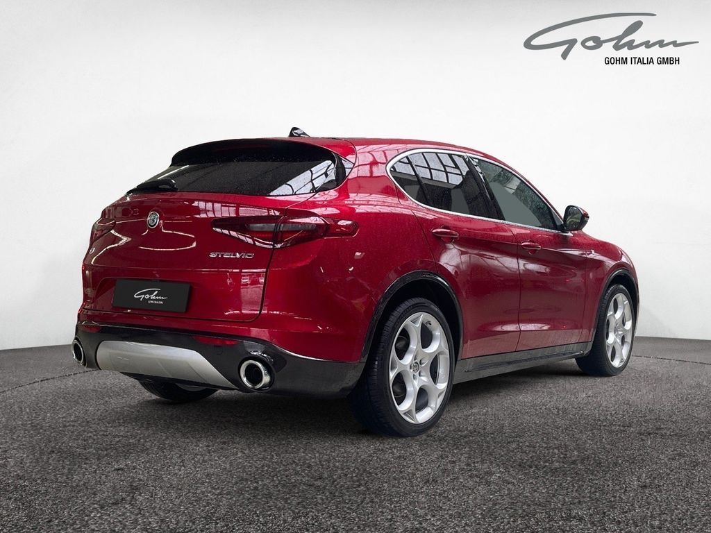 Alfa Romeo Stelvio 2022