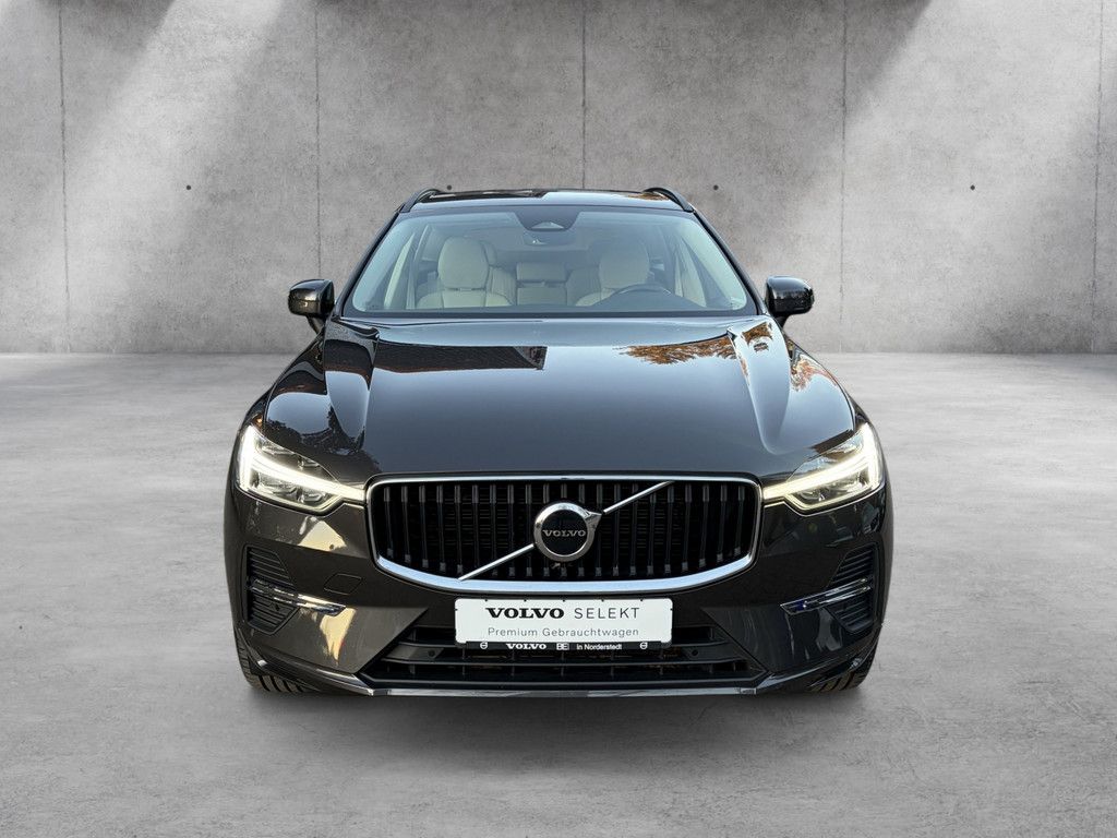 Volvo XC60 2022