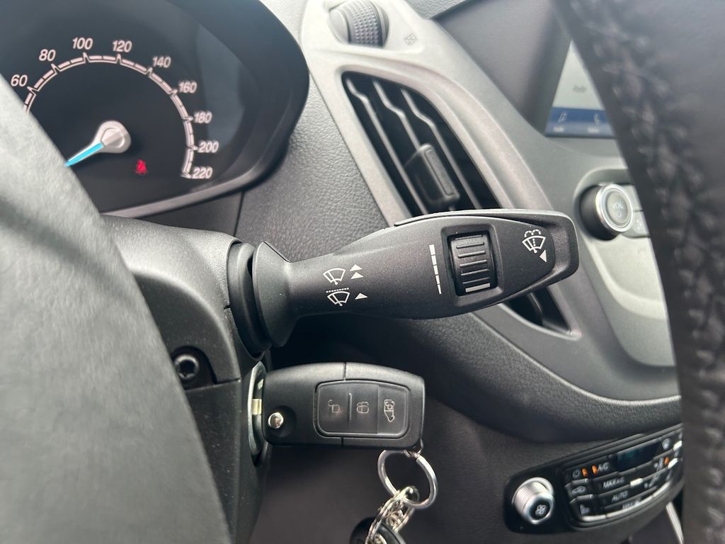 Ford Transit Courier 2022