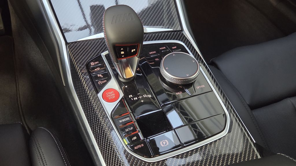 BMW M4 2025