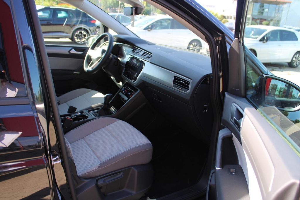 Volkswagen Touran 2024