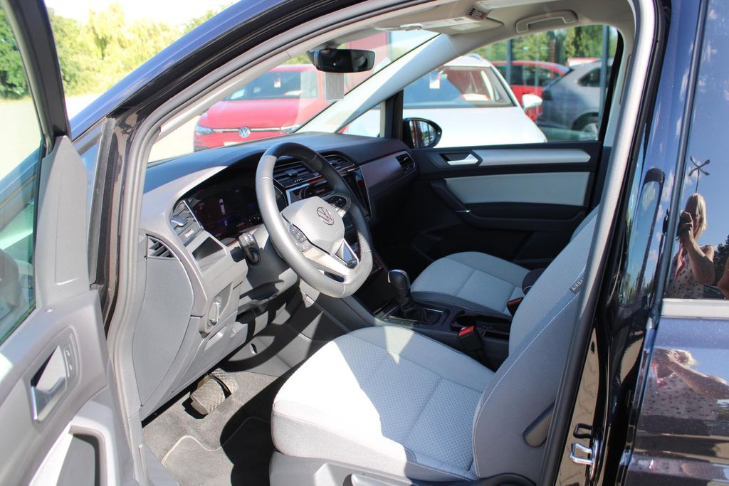 Volkswagen Touran 2024