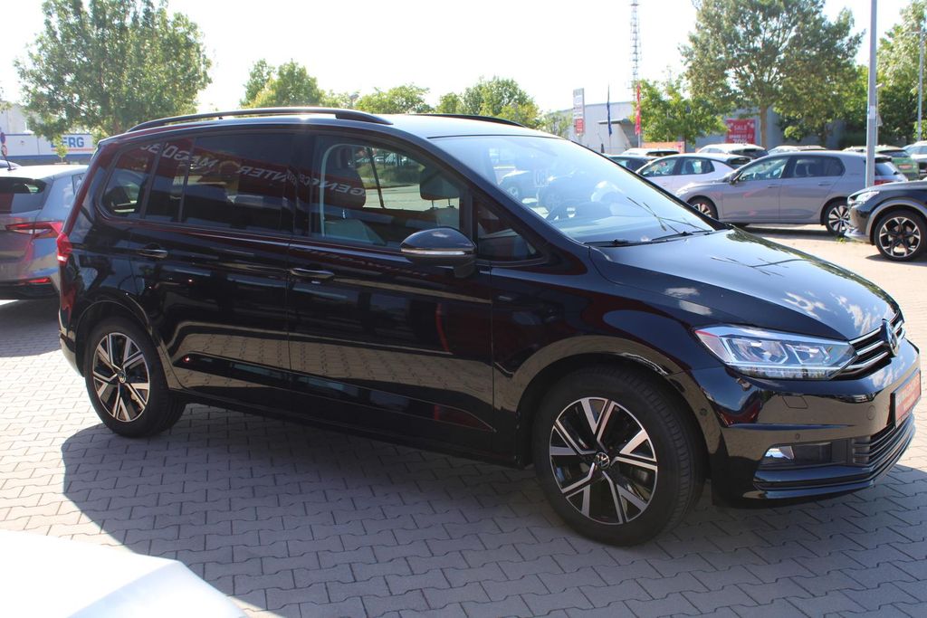 Volkswagen Touran 2024