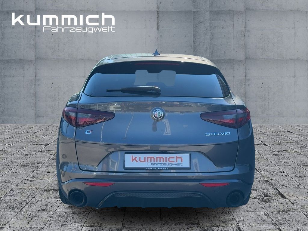 Alfa Romeo Stelvio 2022