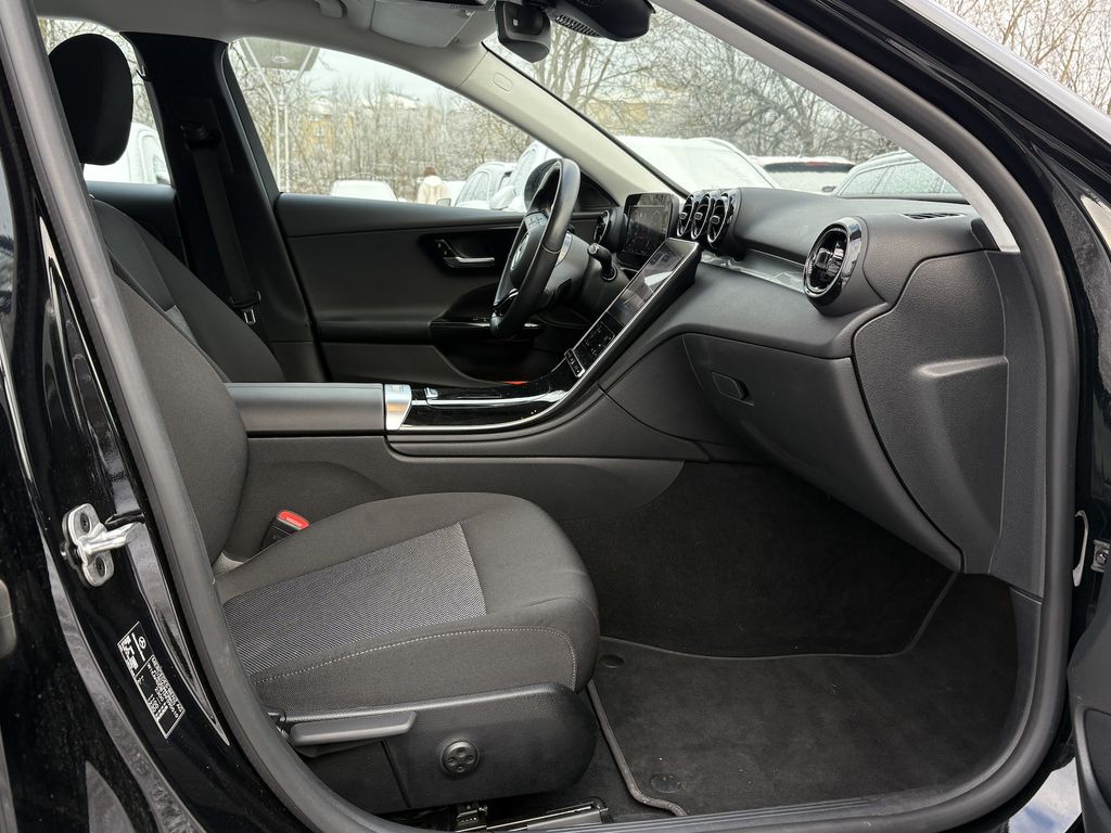 Mercedes-Benz C 200 2023