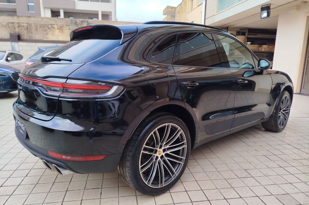 Porsche Macan 2020