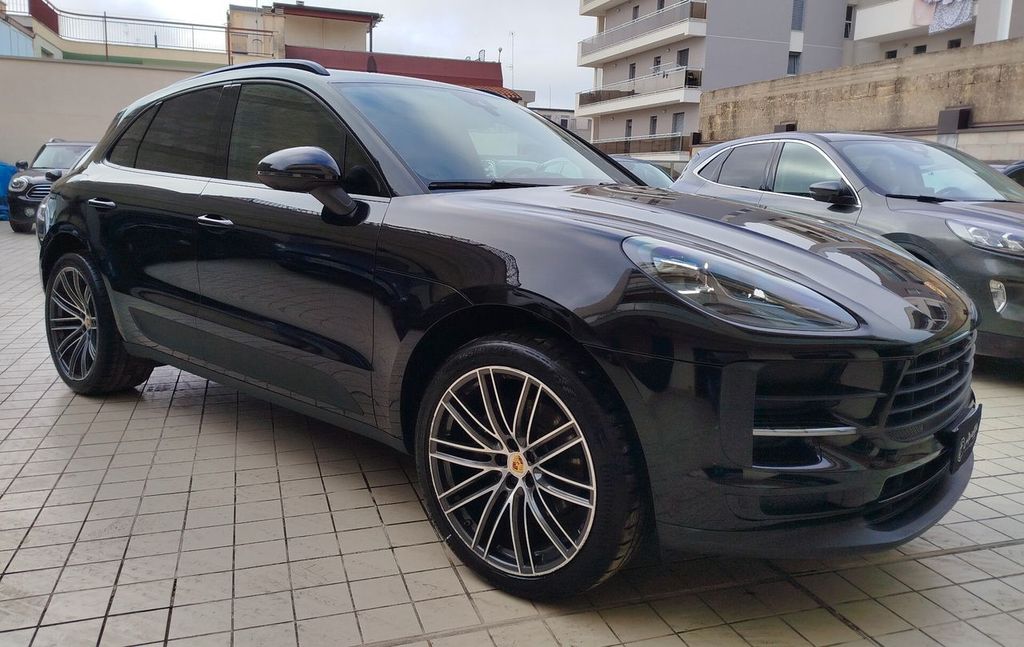 Porsche Macan 2020