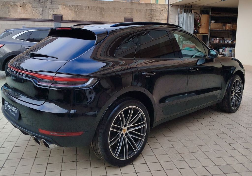 Porsche Macan 2020