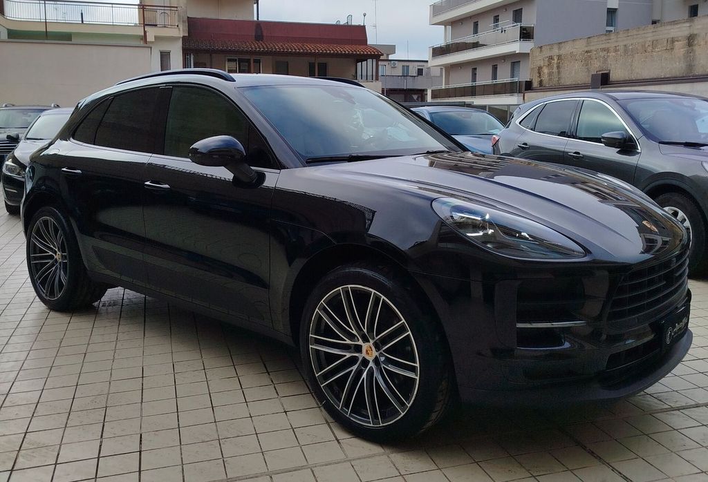 Porsche Macan 2020