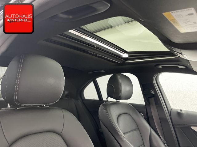 Mercedes-Benz C 300 2021