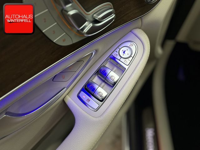 Mercedes-Benz C 300 2020