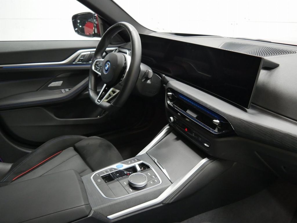 BMW i4 2025