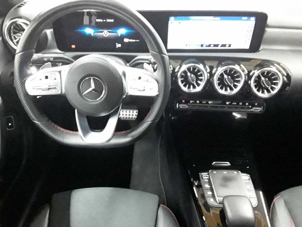 Mercedes-Benz A 250 2022