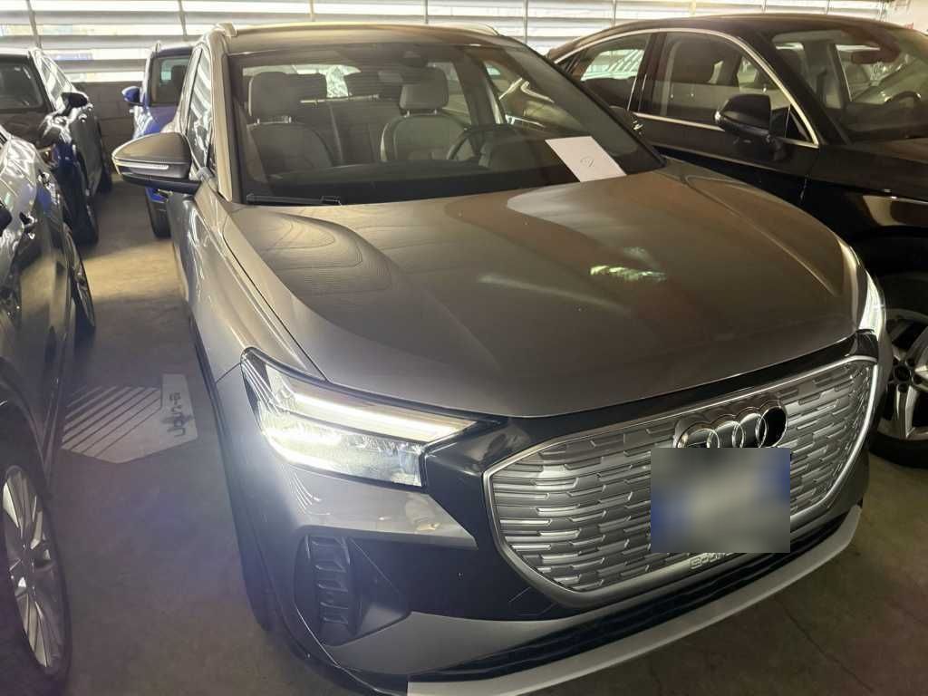 Audi Q4 e-tron 2025
