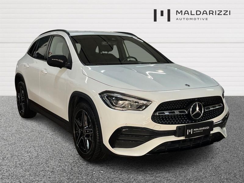 Mercedes-Benz GLA 200 2022