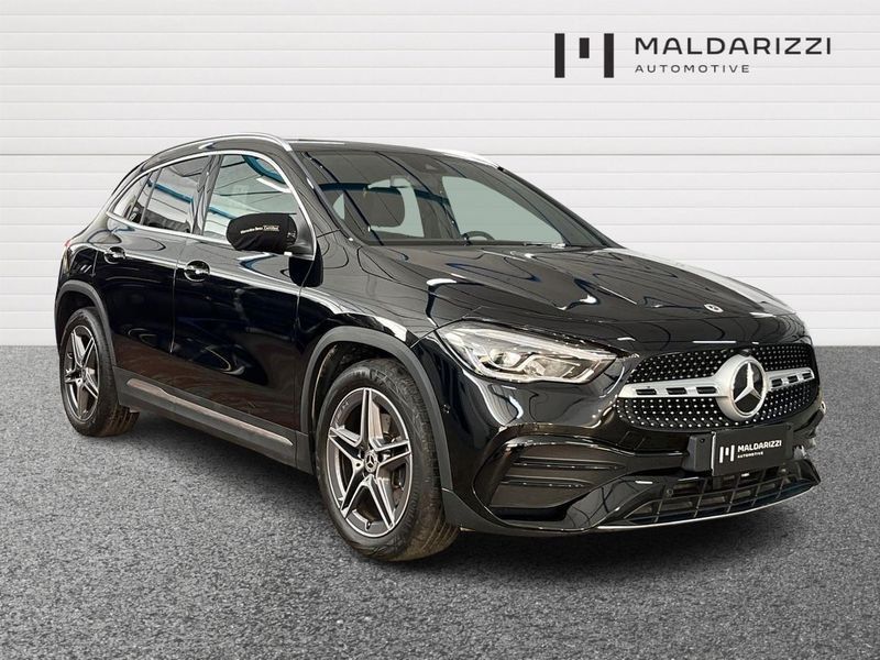 Mercedes-Benz GLA 200 2022
