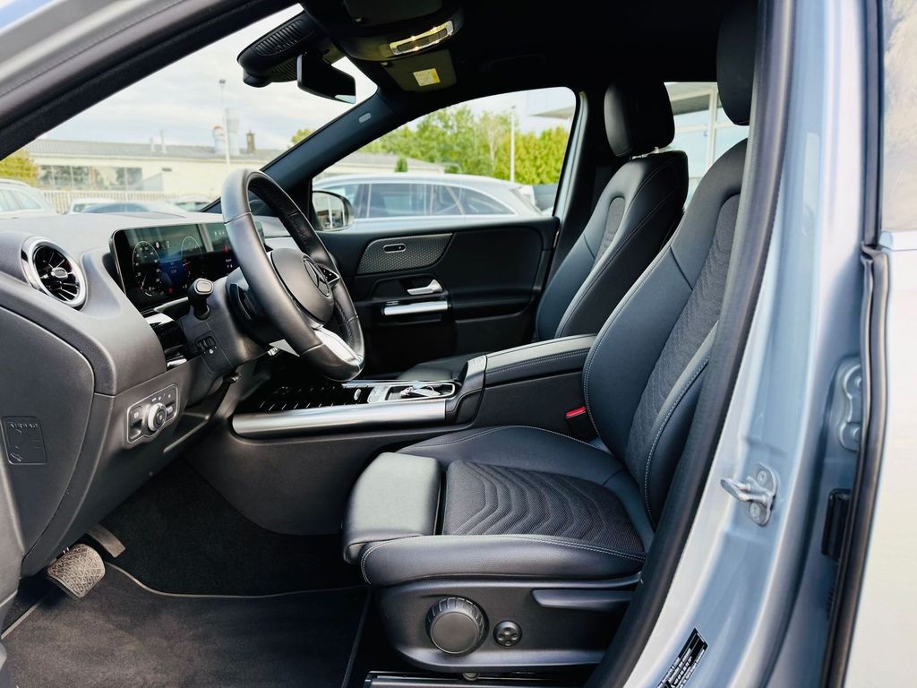 Mercedes-Benz B 180 2024