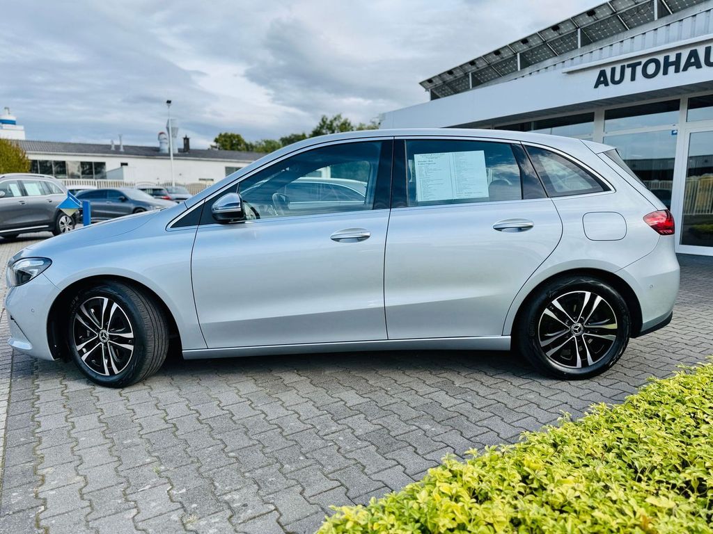 Mercedes-Benz B 180 2024