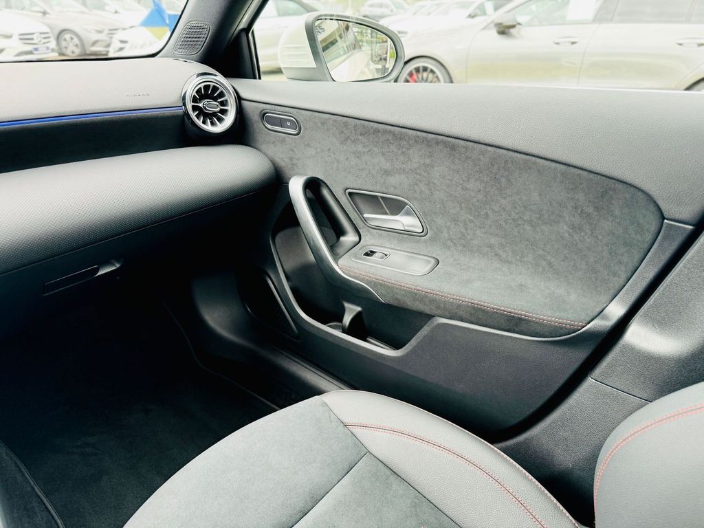 Mercedes-Benz A 35 AMG 2023