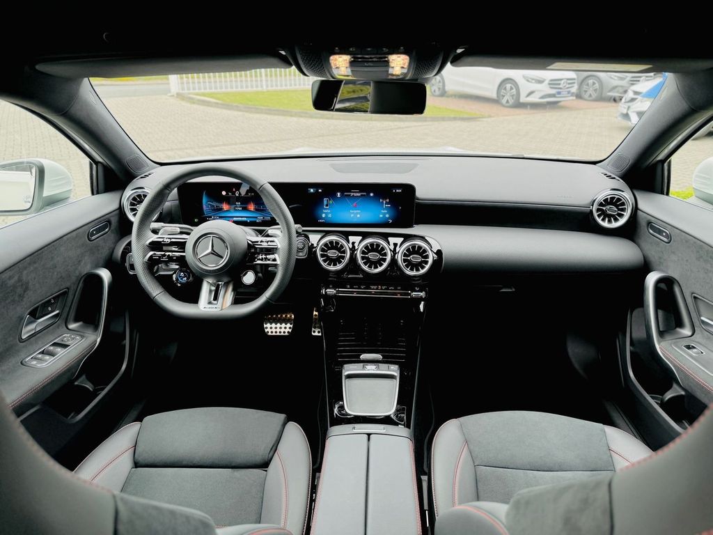Mercedes-Benz A 35 AMG 2023