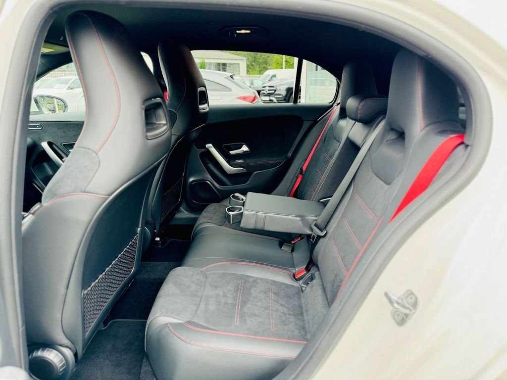 Mercedes-Benz A 35 AMG 2023