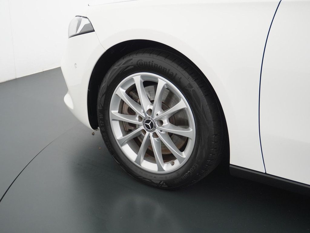Mercedes-Benz A 250 2021