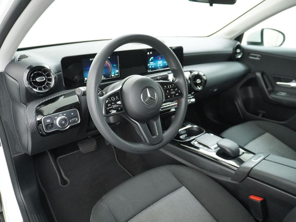 Mercedes-Benz A 250 2021