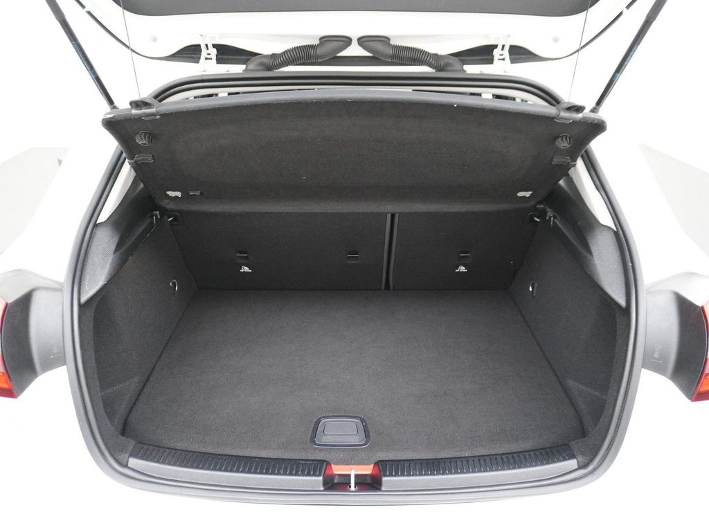 Mercedes-Benz A 250 2021