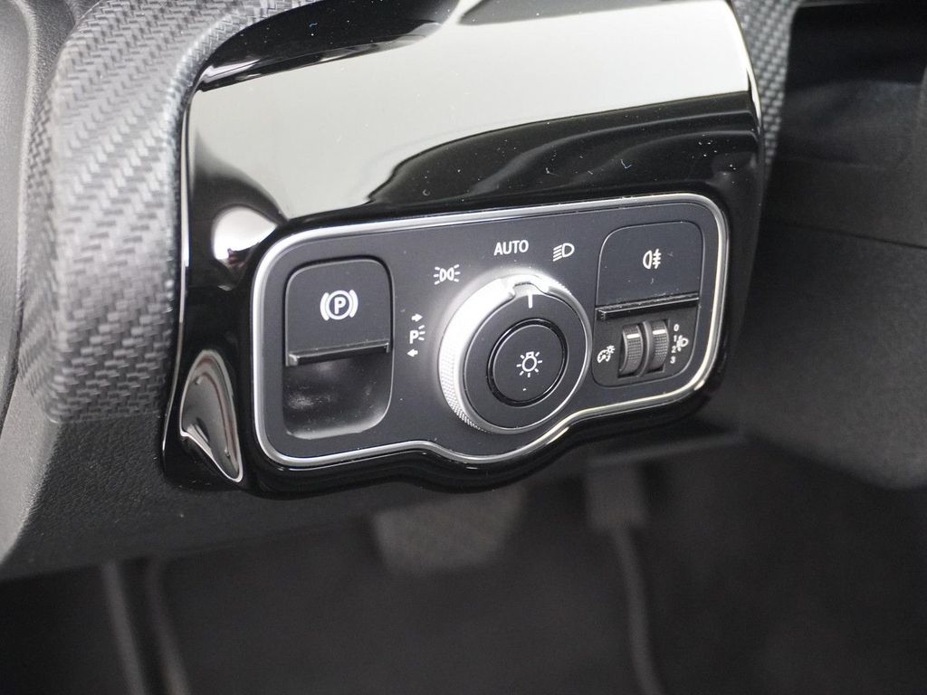 Mercedes-Benz A 250 2021