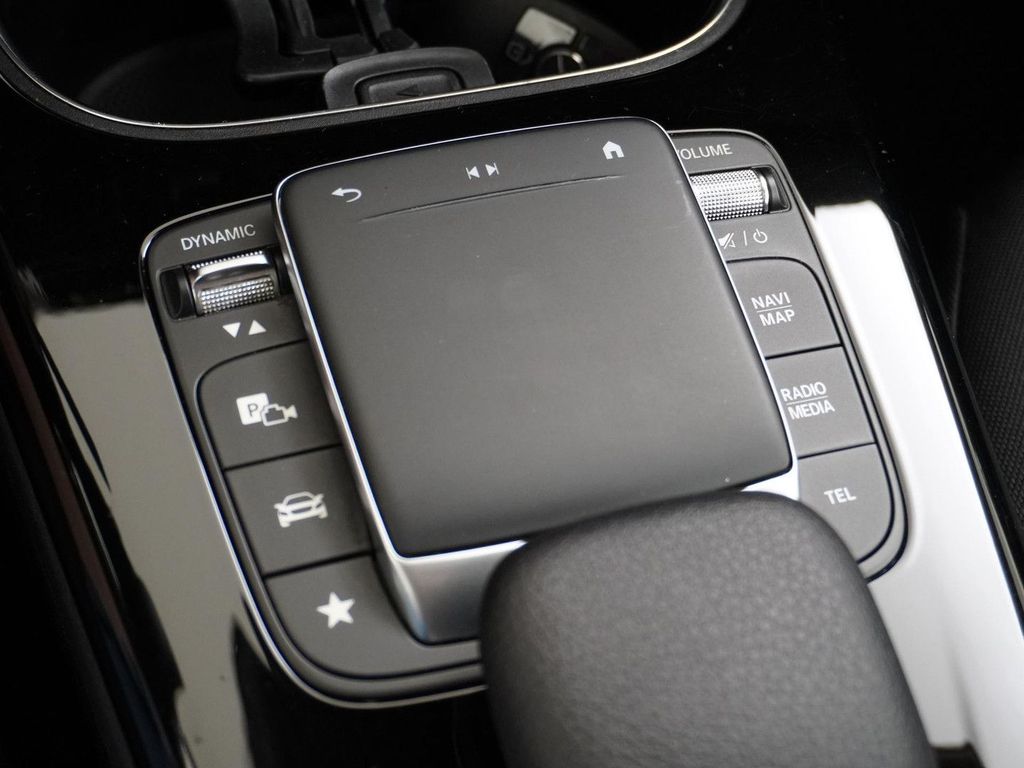 Mercedes-Benz A 250 2021