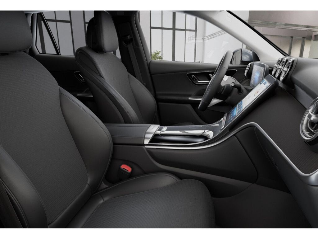 Mercedes-Benz GLC 300 2025