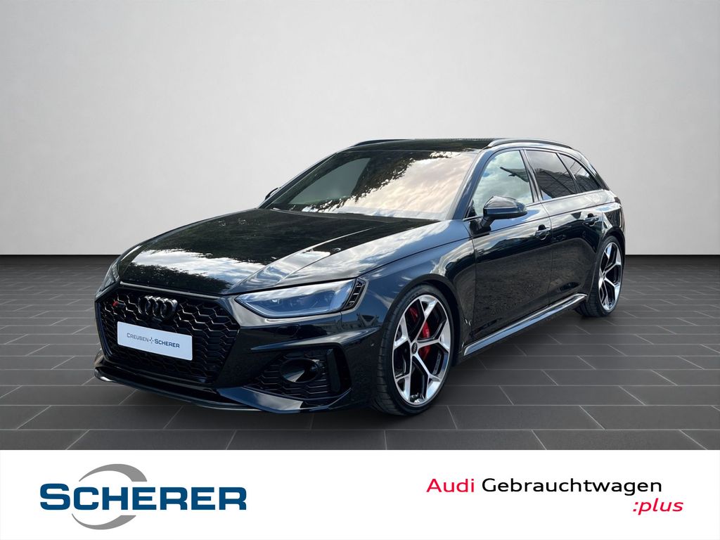 Audi RS4 2025