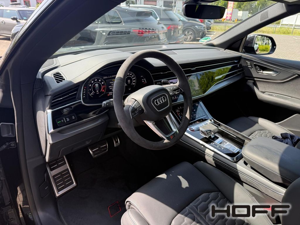 Audi RSQ8 2025