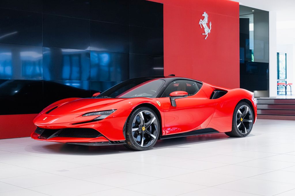 Ferrari SF90 2025