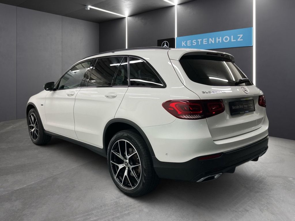 Mercedes-Benz GLC 300 2021
