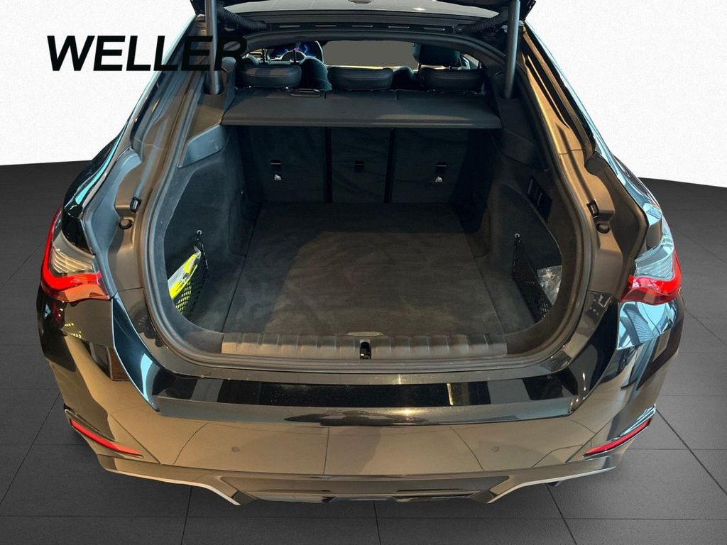 BMW i4 2023