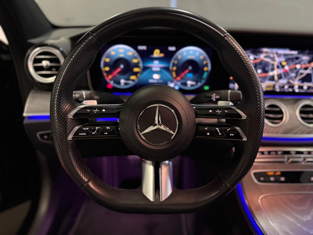 Mercedes-Benz E 300 2022