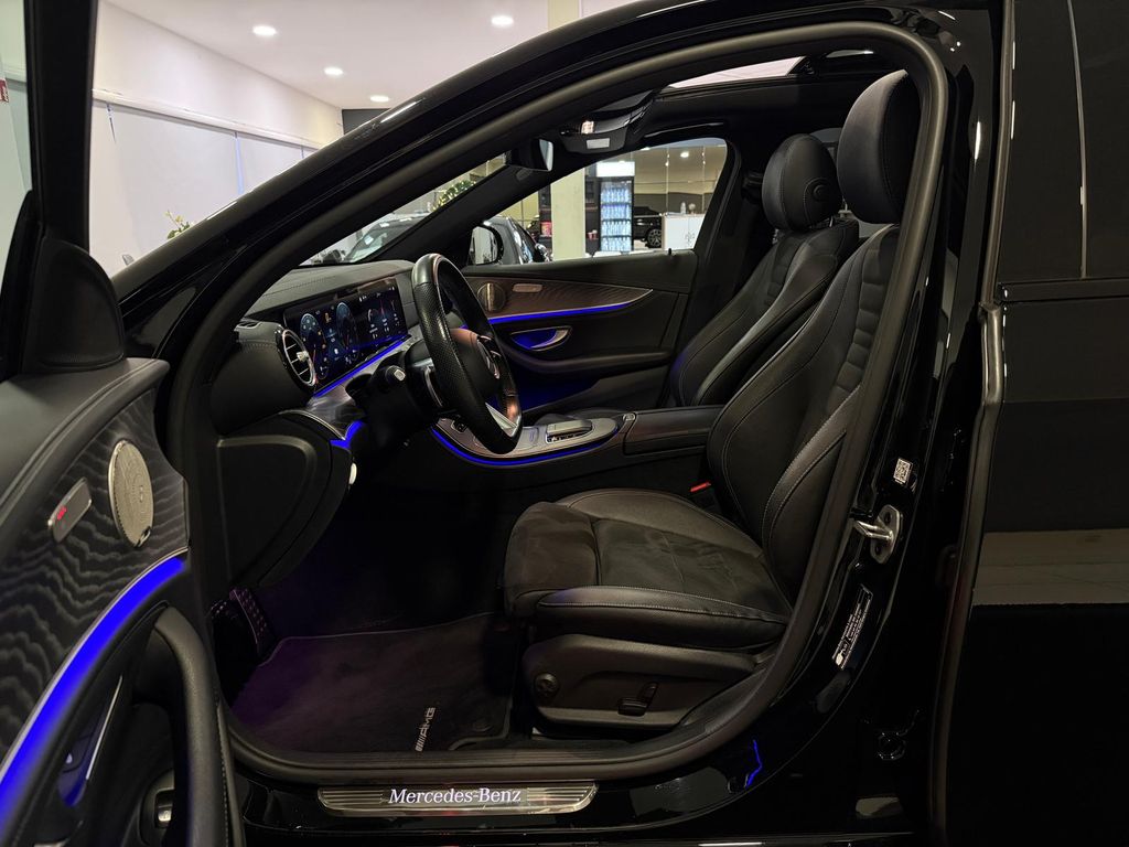 Mercedes-Benz E 300 2022