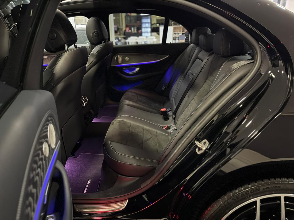 Mercedes-Benz E 300 2022