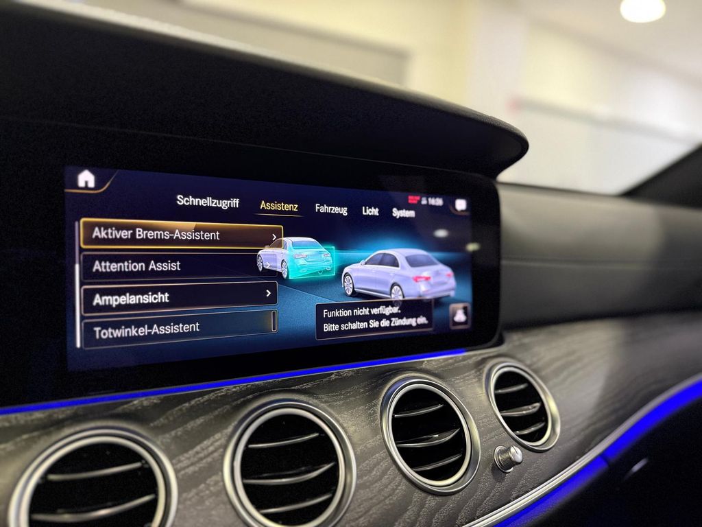 Mercedes-Benz E 300 2022