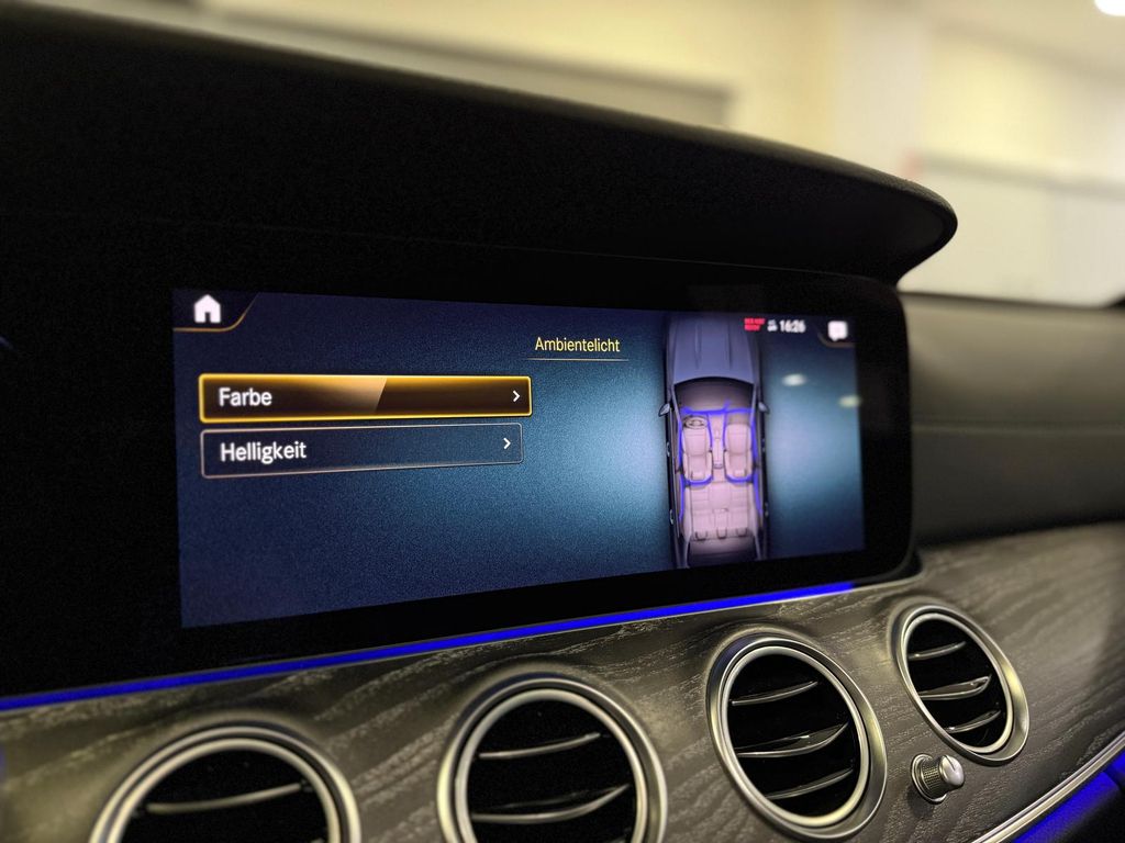 Mercedes-Benz E 300 2022