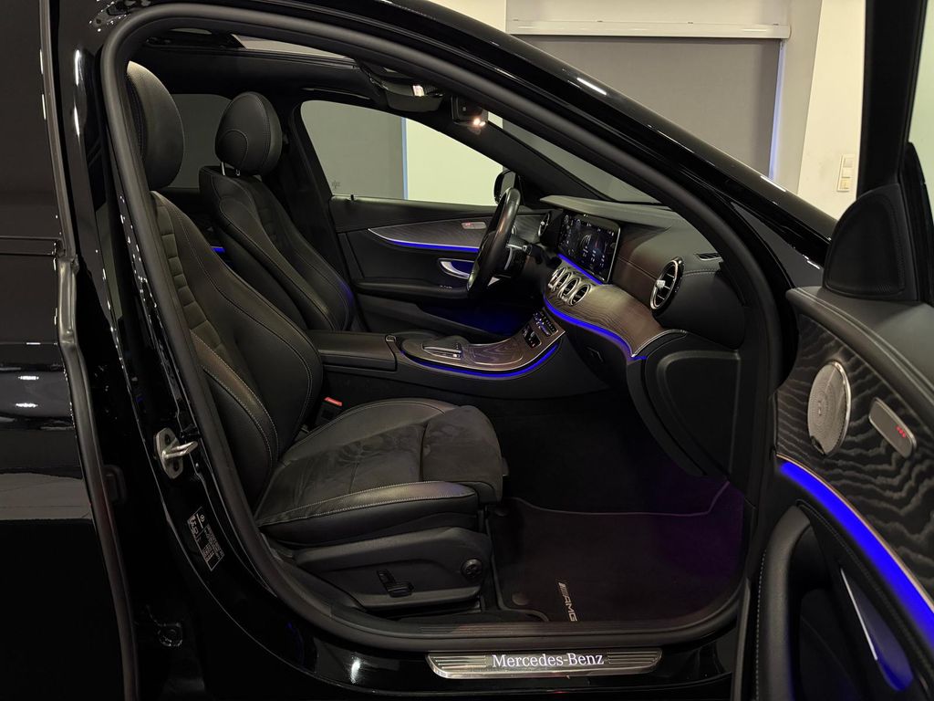 Mercedes-Benz E 300 2022