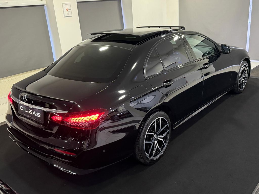 Mercedes-Benz E 300 2022